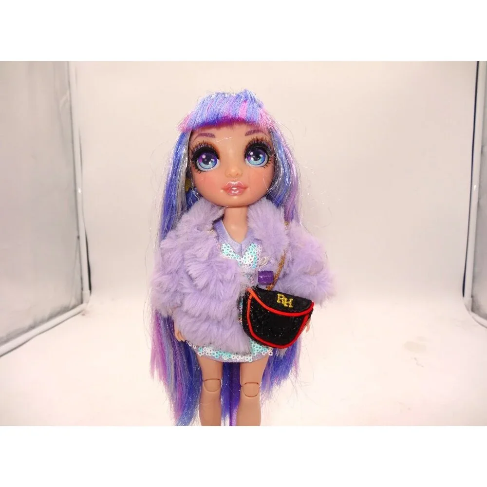 Rainbow High Violet Willow Fashion‎ Doll Purple with Dress Purse Bag Stand
